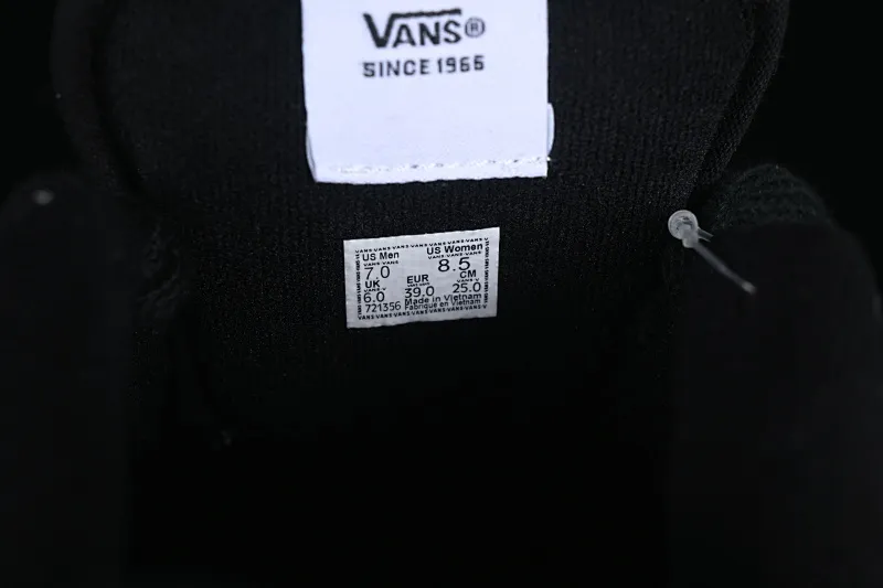 All categories Vans Vans series Vans Low Vans low-top Vans Knu Skool gray and black color low-top retro casual vulcanized bread shoes VN0009QCBDS